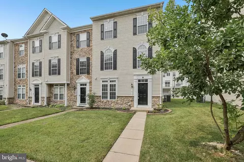 Exterior - 7644 Sandhurst Ln, Hanover, MD 21076 photo 2 of 4