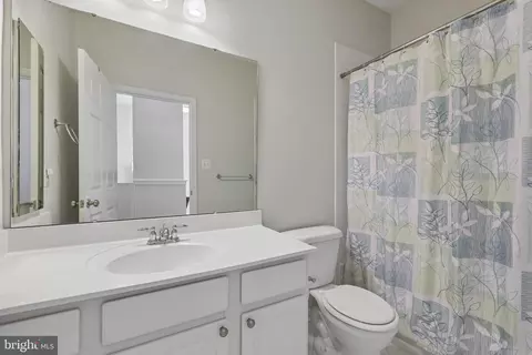Bath - 7644 Sandhurst Ln, Hanover, MD 21076 photo 1 of 1