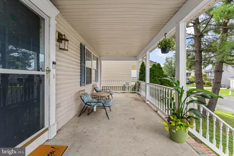 Exterior - 7774 Old House Rd, Pasadena, MD 21122 photo 4 of 6