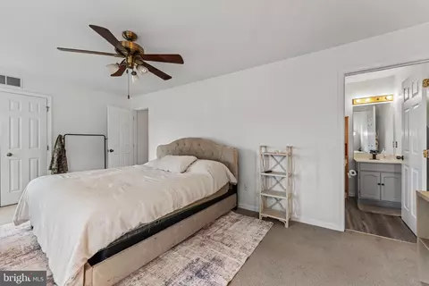 Bedroom - 7774 Old House Rd, Pasadena, MD 21122 photo 7 of 7