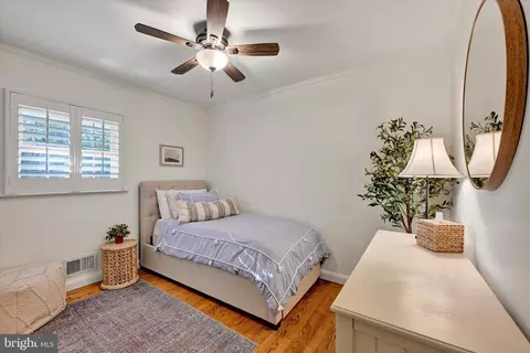 Bedroom - 214 Baybourne Dr, Arnold, MD 21012 photo 3 of 7
