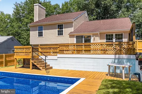 Exterior - 281 Yale Ct, Arnold, MD 21012 photo 4 of 11