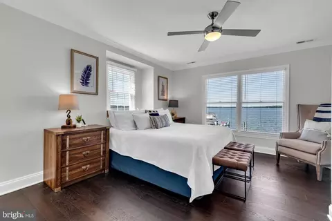 Bedroom - 1069 Shore Acres Rd, Arnold, MD 21012 photo 1 of 6