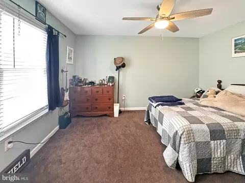 Bedroom - 8414 Bedford Rd, Pasadena, MD 21122 photo 4 of 7
