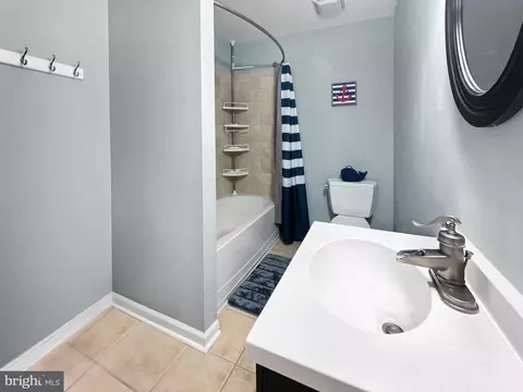 Bath - 8414 Bedford Rd, Pasadena, MD 21122 photo 7 of 9