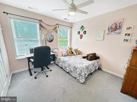 Bedroom - 8414 Bedford Rd, Pasadena, MD 21122 photo 6 of 7