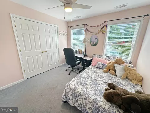 Bedroom - 8414 Bedford Rd, Pasadena, MD 21122 photo 7 of 7
