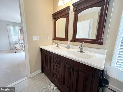 Bath - 8414 Bedford Rd, Pasadena, MD 21122 photo 4 of 9