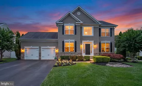 7428 Campbell Dr, Severn, MD 21144