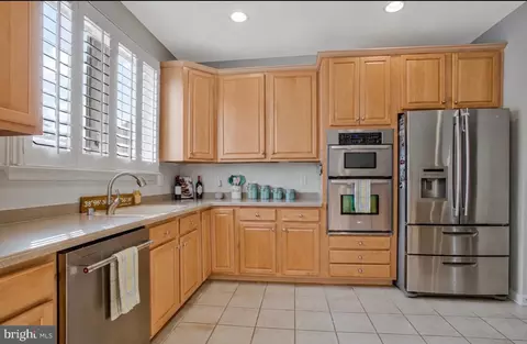Kitchen - 205 Galewood Dr, Edgewater, MD 21037 photo 2 of 5