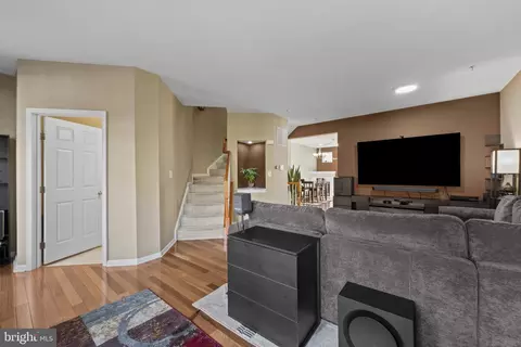 Entry Way - 1511 Martock Ln, Hanover, MD 21076 photo 3 of 5