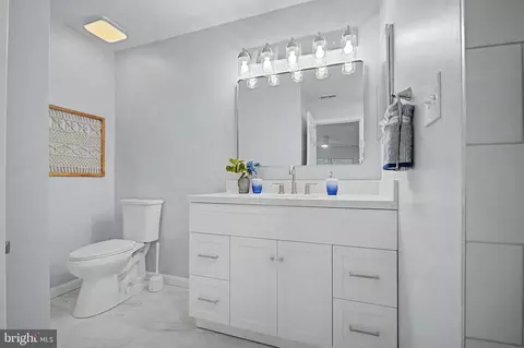 Bath - 2729 Yeomans Lantern Ct, Annapolis, MD 21401 photo 1 of 6
