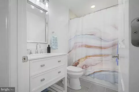 Bath - 2729 Yeomans Lantern Ct, Annapolis, MD 21401 photo 5 of 6