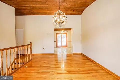 Other - 7882 Brighton Ct, Pasadena, MD 21122 photo 2 of 12
