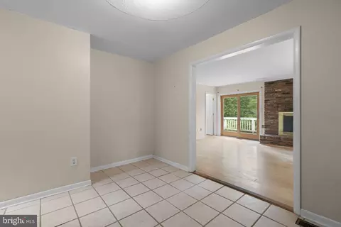 Entry Way - 778 Windgate Dr, Annapolis, MD 21409 photo 4 of 5