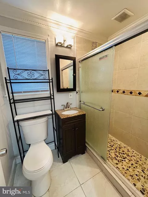 Bath - 322 Marganza S, Laurel, MD 20724 photo 1 of 2