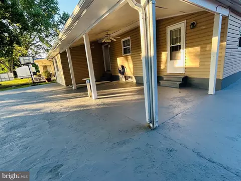 Exterior - 322 Marganza S, Laurel, MD 20724 photo 2 of 2