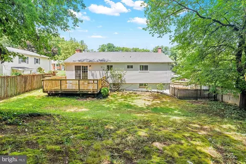 Exterior - 507 Williamsburg Ln, Odenton, MD 21113 photo 4 of 4