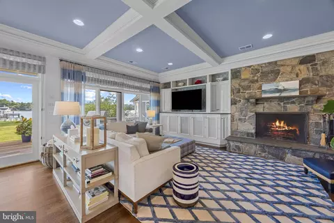 Living - 14 E Lake Dr, Annapolis, MD 21403 photo 1 of 1