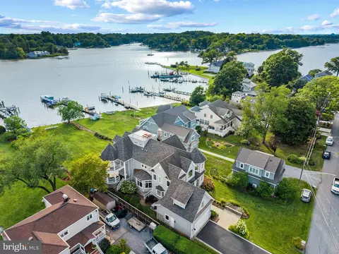 View/Area - 14 E Lake Dr, Annapolis, MD 21403 photo 5 of 13