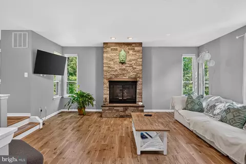 Living - 556 Herons Nest, Annapolis, MD 21409 photo 1 of 1