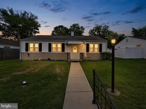 1607 Kimber Rd, Glen Burnie, MD 21060