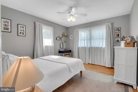 Bedroom - 1 King Ct, Annapolis, MD 21401 photo 4 of 4
