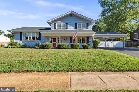 Exterior - 1 King Ct, Annapolis, MD 21401 photo 2 of 14