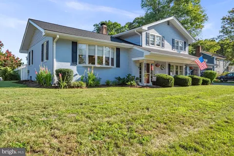Exterior - 1 King Ct, Annapolis, MD 21401 photo 11 of 14