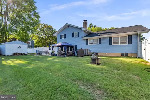 Exterior - 1 King Ct, Annapolis, MD 21401 photo 13 of 14