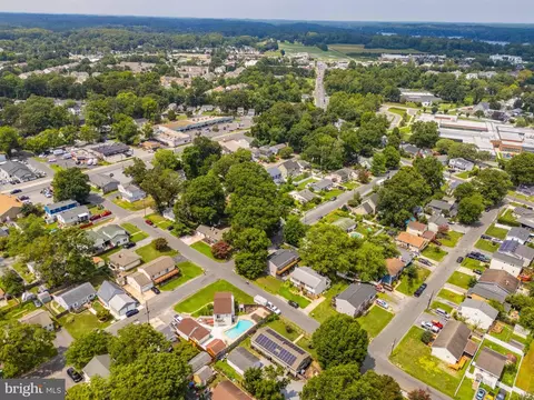 View/Area - 1813 Potomac Rd, Edgewater, MD 21037 photo 3 of 28