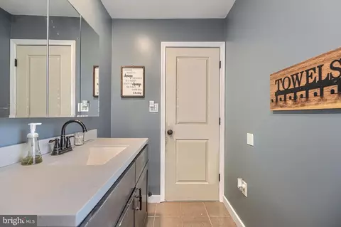 Bath - 1813 Potomac Rd, Edgewater, MD 21037 photo 5 of 5