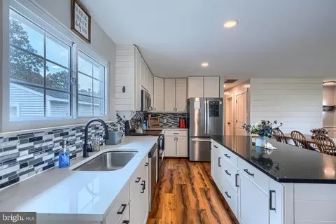 Kitchen - 1813 Potomac Rd, Edgewater, MD 21037 photo 2 of 6
