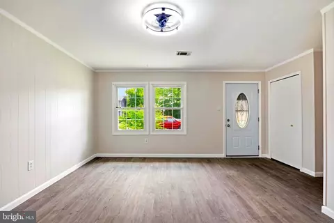 Living - 1319 Tenbrook Rd, Odenton, MD 21113 photo 4 of 4