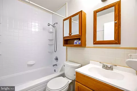 Bath - 1319 Tenbrook Rd, Odenton, MD 21113 photo 1 of 1