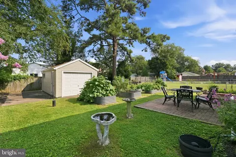 Exterior - 224 Asbury Rd, Pasadena, MD 21122 photo 3 of 5
