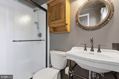 Bath - 224 Asbury Rd, Pasadena, MD 21122 photo 2 of 4