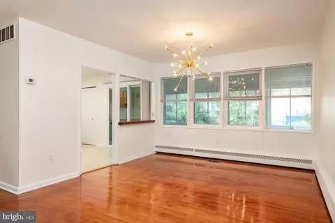 Living - 3 Sheridan Rd, Arnold, MD 21012 photo 8 of 11