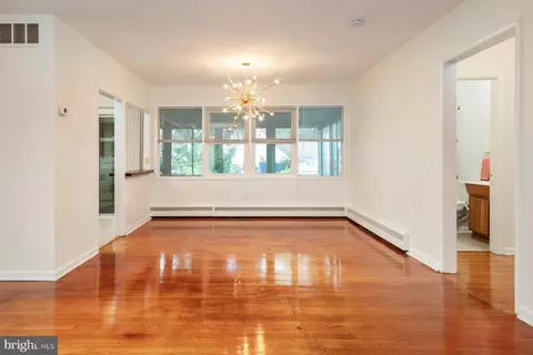 Living - 3 Sheridan Rd, Arnold, MD 21012 photo 9 of 11