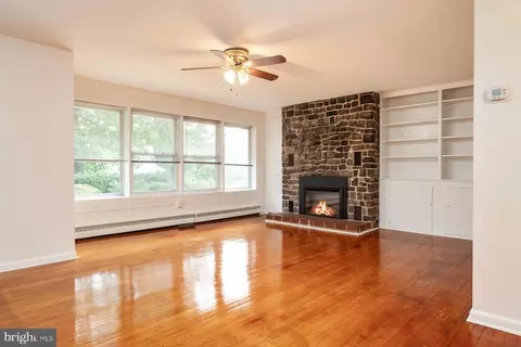 Living - 3 Sheridan Rd, Arnold, MD 21012 photo 6 of 11