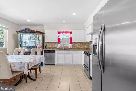 Kitchen - 7905 Marydell Ave, Pasadena, MD 21122 photo 1 of 1