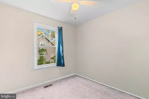 Bedroom - 7905 Marydell Ave, Pasadena, MD 21122 photo 3 of 6