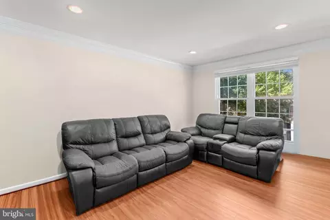 Living - 7905 Marydell Ave, Pasadena, MD 21122 photo 1 of 2
