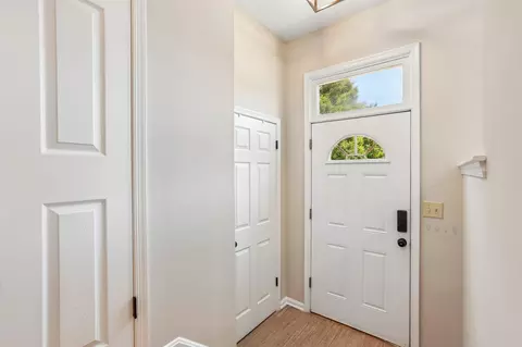 Entry Way - 8152 Hazy Dawn Ct, Pasadena, MD 21122 photo 1 of 1