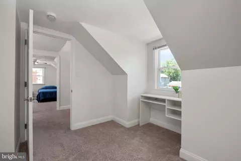 Entry Way - 249 Harlem Rd, Pasadena, MD 21122 photo 5 of 6