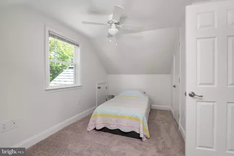 Bedroom - 249 Harlem Rd, Pasadena, MD 21122 photo 4 of 6