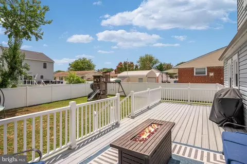 Exterior - 249 Harlem Rd, Pasadena, MD 21122 photo 4 of 13