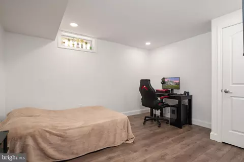 Bedroom - 249 Harlem Rd, Pasadena, MD 21122 photo 6 of 6