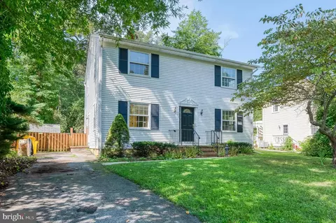 318 Beach Dr, Annapolis, MD 21403