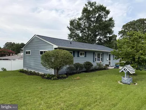 1013 Guy Dr, Glen Burnie, MD 21061